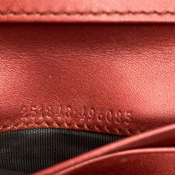 Gucci Beige and Red GG Card Holder - Picture 7 of 12